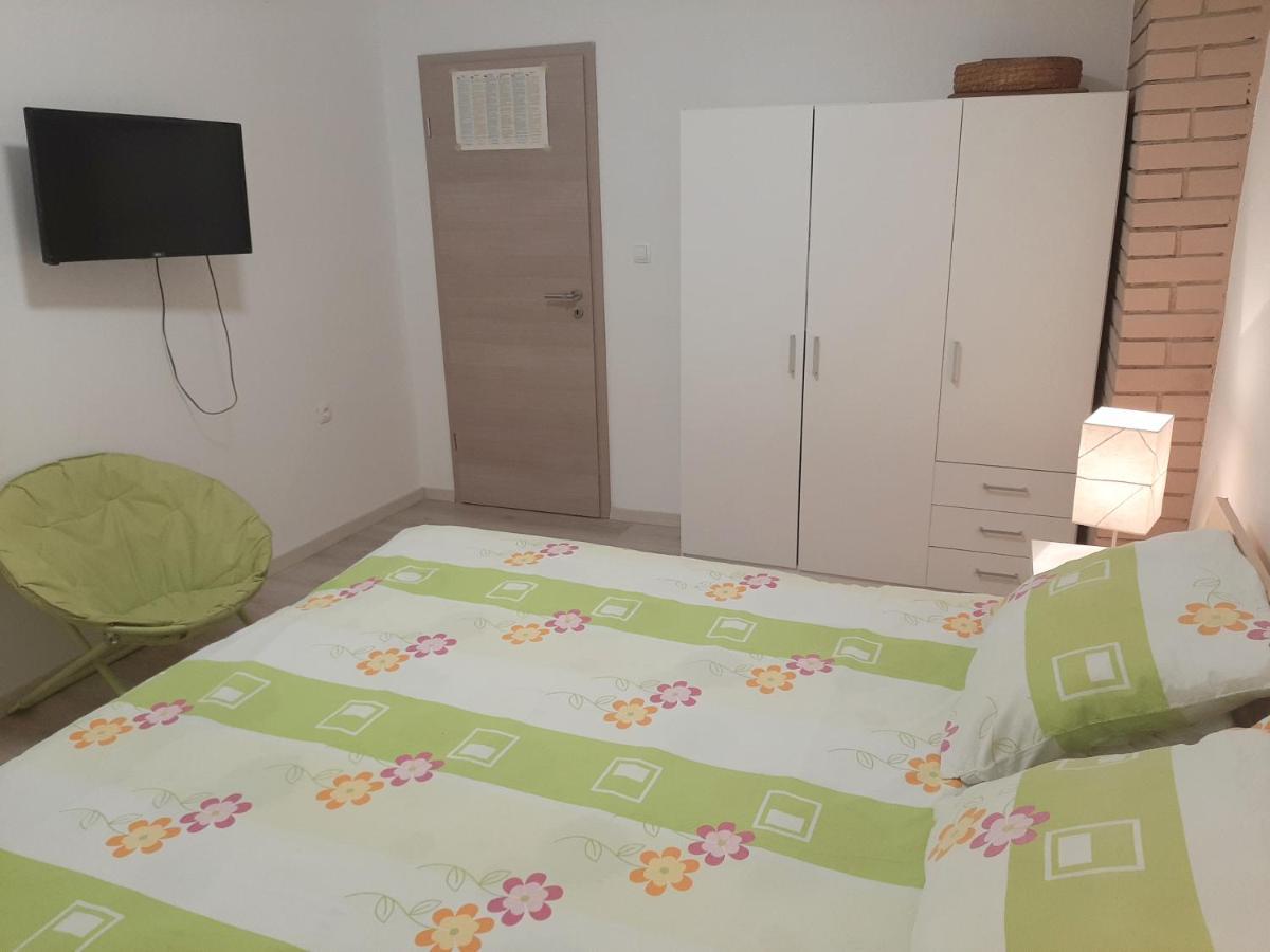 Apartman Maslina Pisak Extérieur photo