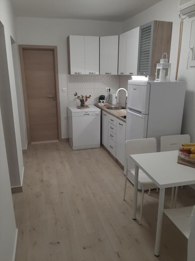 Apartman Maslina Pisak Extérieur photo