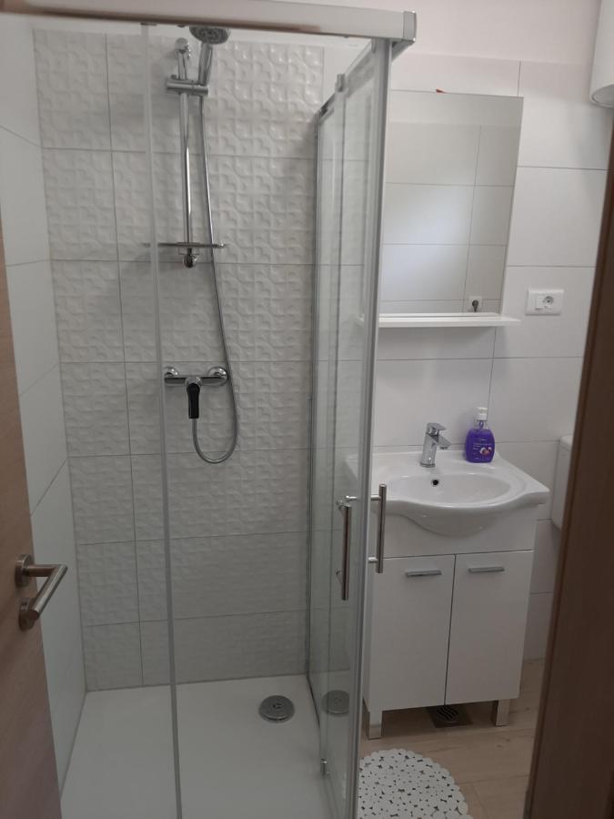 Apartman Maslina Pisak Extérieur photo